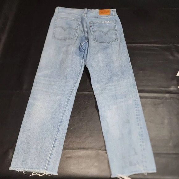 Levi's Womens Straight Leg Button Fly Jeans 28 - Picture 2 of 3